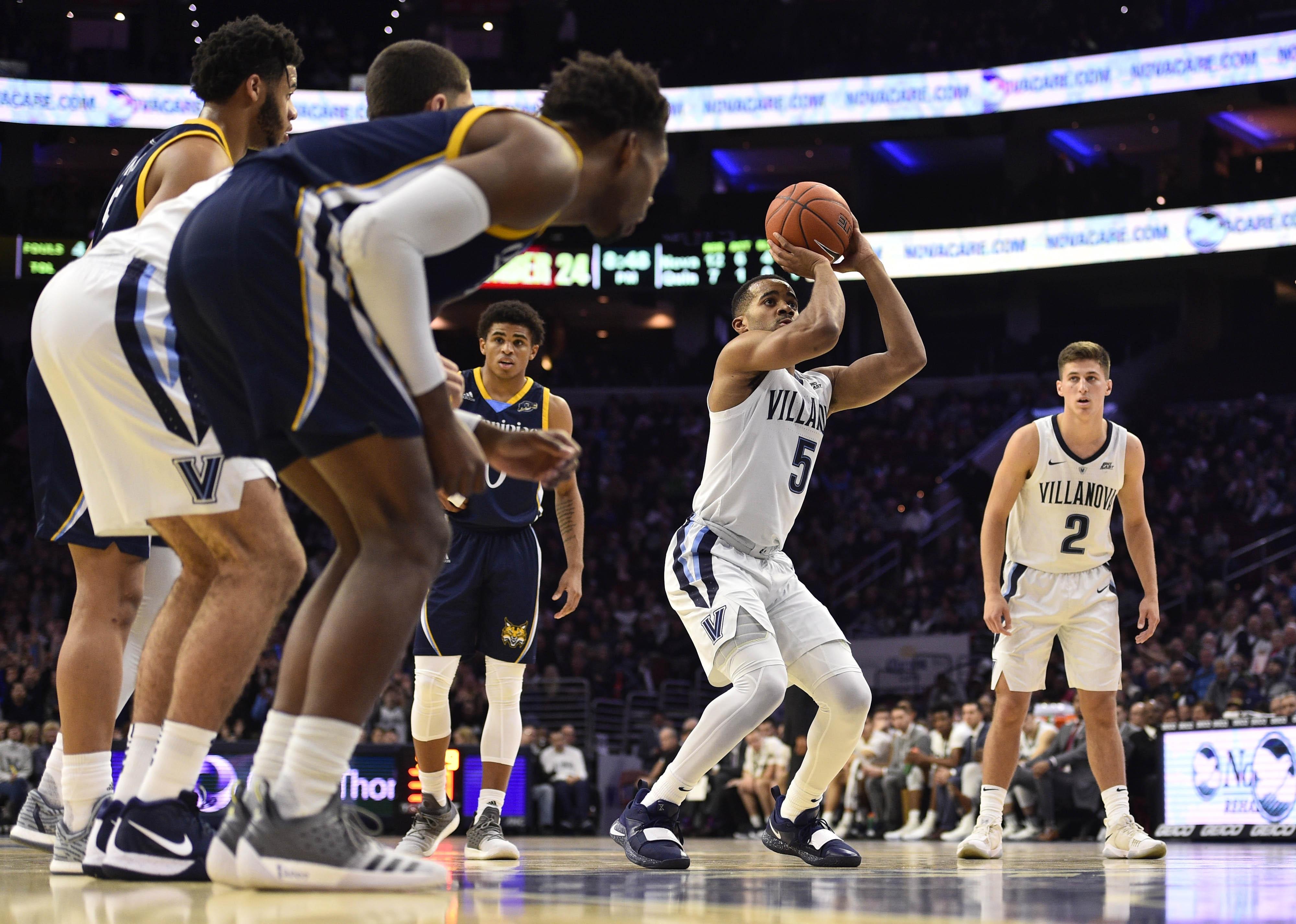 Villanova's Phil Booth shoots a free throw